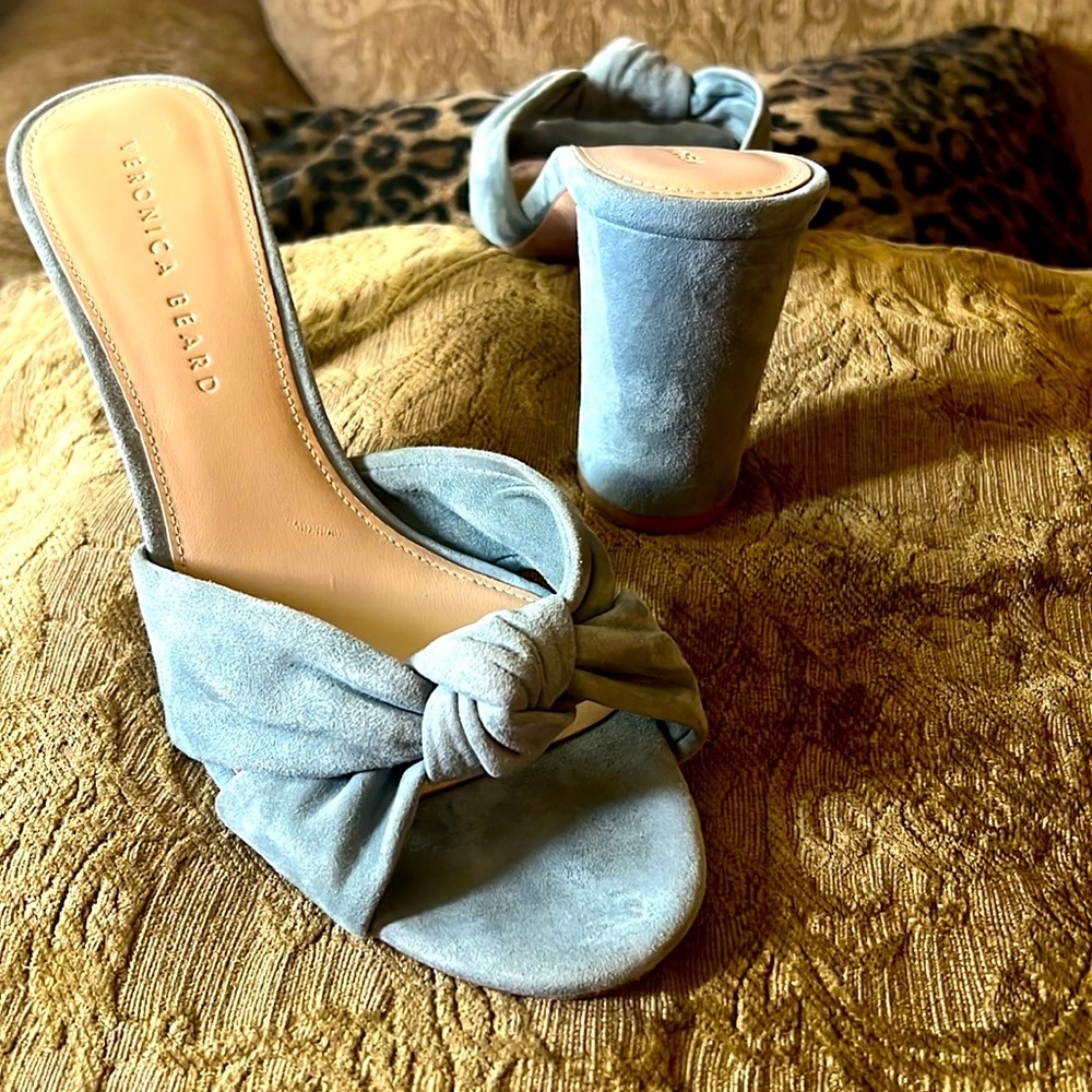 Veronica Beard Sanita suede sandals size 91/2